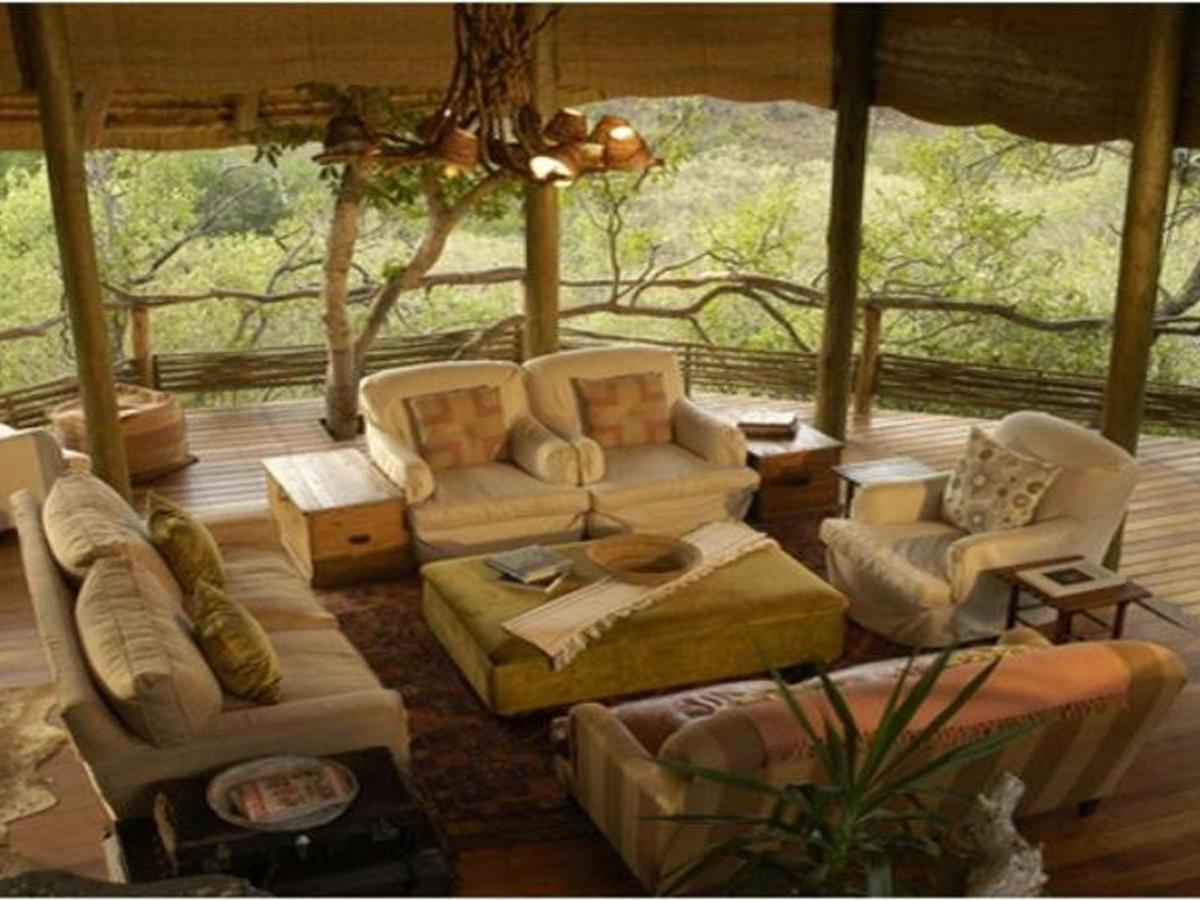 Buffalo Ridge Safari Lodge Мадікве-Ґейм-Резерв Екстер'єр фото
