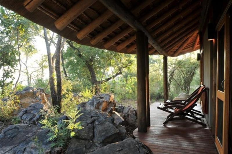 Buffalo Ridge Safari Lodge Мадікве-Ґейм-Резерв Екстер'єр фото