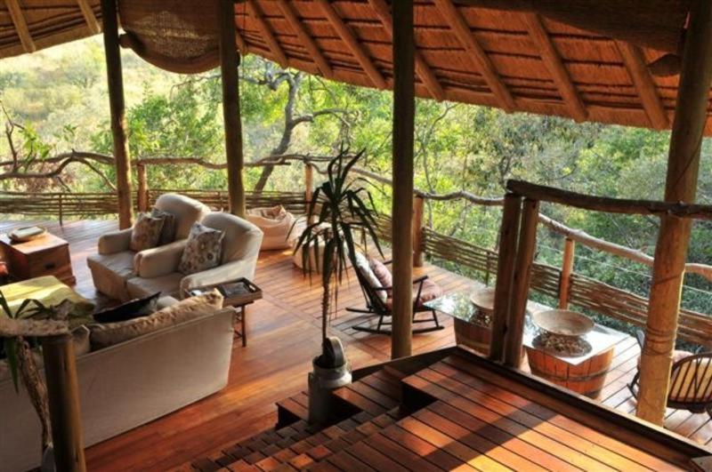 Buffalo Ridge Safari Lodge Мадікве-Ґейм-Резерв Екстер'єр фото